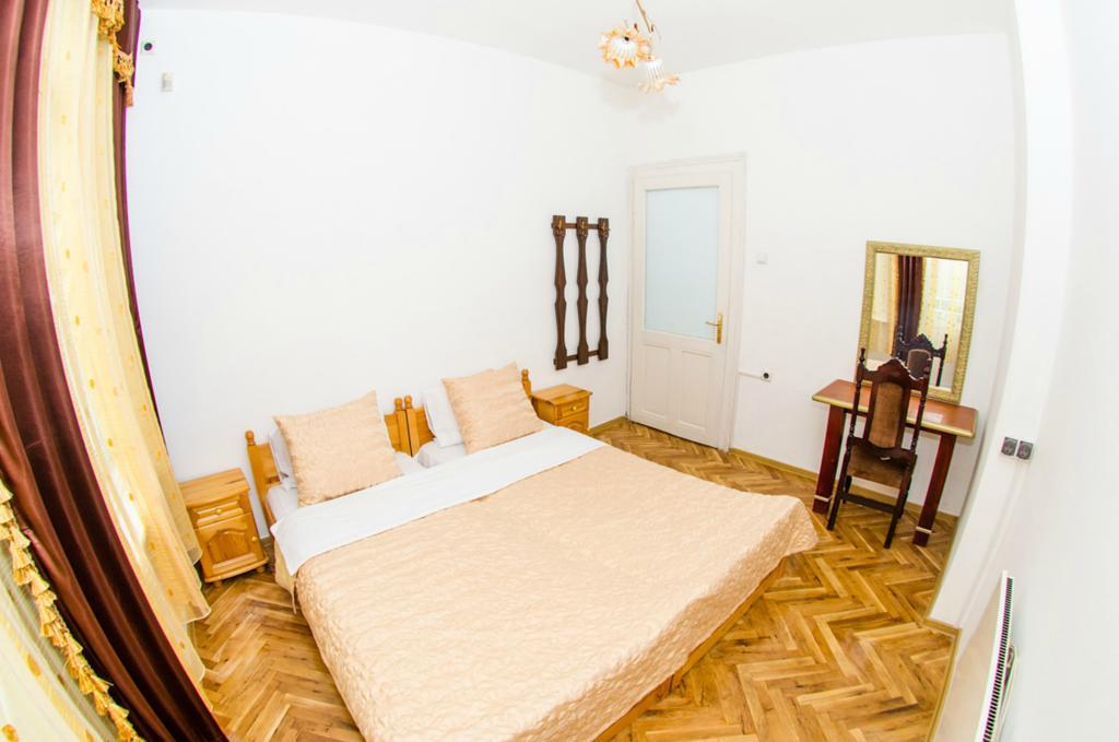 Central Guesthouse Five Corners Sofia Room photo