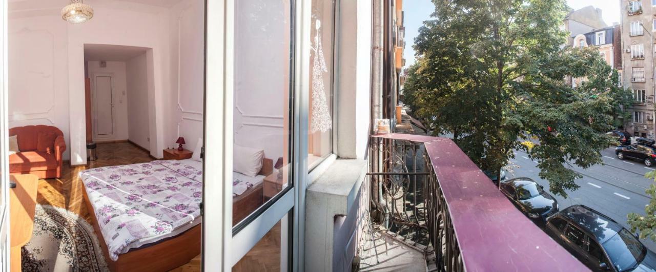 Central Guesthouse Five Corners Sofia Exterior photo